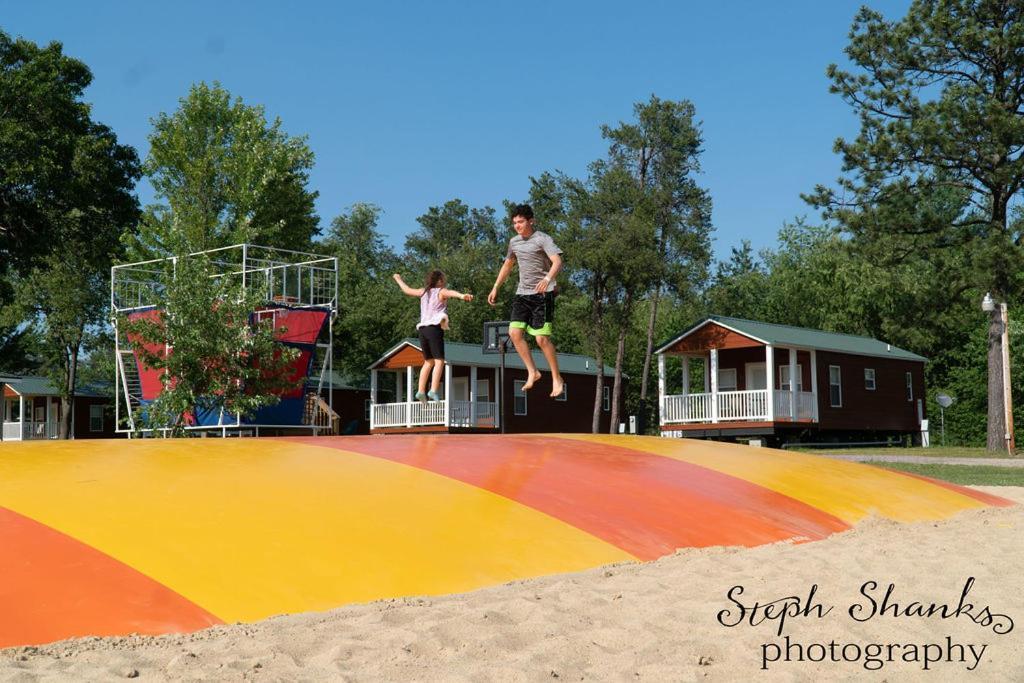 Bonanza Camping Resort ウィスコンシン デルズ エクステリア 写真